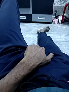 danny d 01 online show from 12/17/25, 08:15