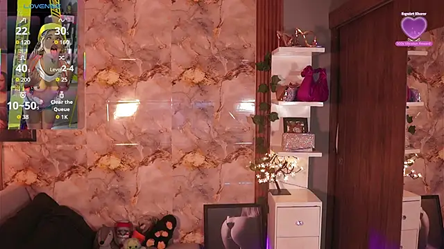 Snapshot of hannachris- chatting on 11/29/25, 09:07 hannachris- online show from 11/29/25, 09:07