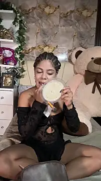 hannachris- online show from 04/08/26, 12:43