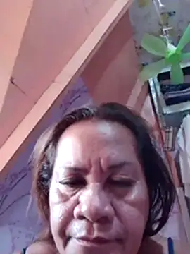 Snapshot of vickyhot1966 chatting on 04/28/26, 10:04 vickyhot1966 online show from 04/28/26, 10:04