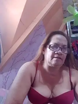 Snapshot of vickyhot1966 chatting on 05/07/26, 07:36 vickyhot1966 online show from 05/07/26, 07:36