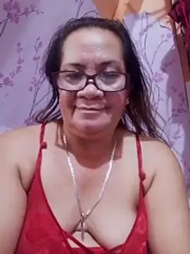 Snapshot of vickyhot1966 chatting on 05/23/26, 08:51 vickyhot1966 online show from 05/23/26, 08:51
