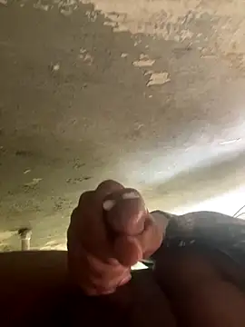 VIPMALLUBOY online show from 10/24/25, 07:38