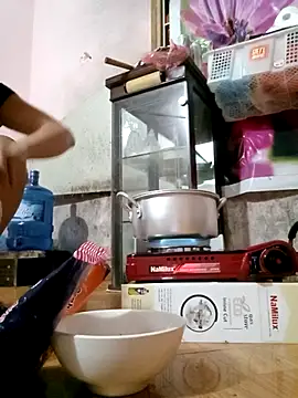 Dung-Thao19 online show from 09/12/25, 11:21