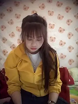 Dung-Thao19 online show from 11/30/25, 12:31