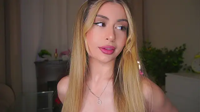 GeorginaHarn online show from 04/22/26, 08:06