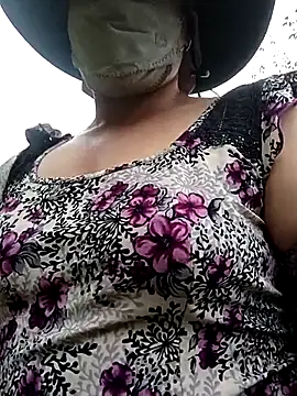 Love-Mama33 online show from 03/12/26, 01:12