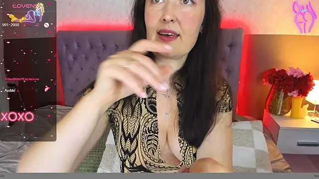 Snapshot of NathalyStars chatting on 11/07/25, 01:55 NathalyStars online show from 11/07/25, 01:55