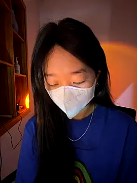 Snapshot of chuppy03 chatting on 09/16/25, 04:30 chuppy03 online show from 09/16/25, 04:30