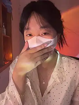 Snapshot of chuppy03 chatting on 09/19/25, 04:07 chuppy03 online show from 09/19/25, 04:07