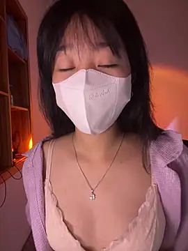 Snapshot of chuppy03 chatting on 10/17/25, 03:14 chuppy03 online show from 10/17/25, 03:14