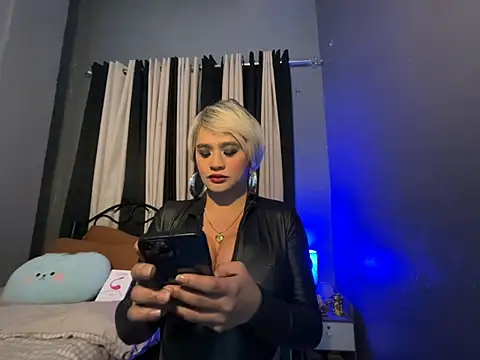 12inchhugecock online show from 03/25/26, 04:07