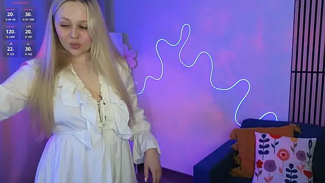 Estella Elwood online show from 03/23/26, 07:40