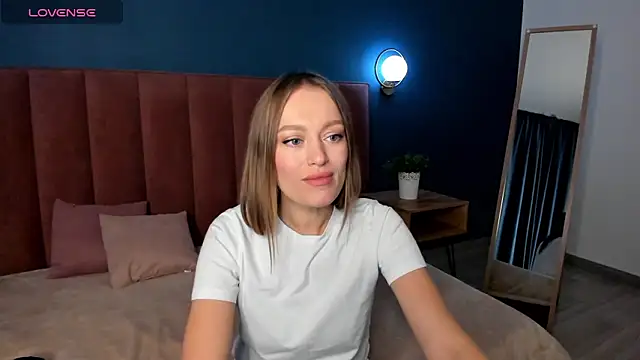 EvelynPoole online show from 09/14/25, 01:27