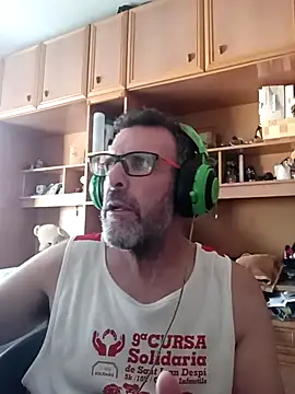 Snapshot of gigolobcn chatting on 07/17/26, 05:29 gigolobcn online show from 07/17/26, 05:29