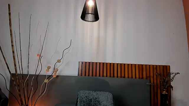 AelinDuvalier online show from 12/19/25, 06:48