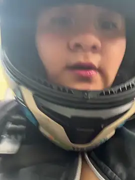 Snapshot of SamaraBlessed chatting on 10/22/25, 01:22 SamaraBlessed online show from 10/22/25, 01:22