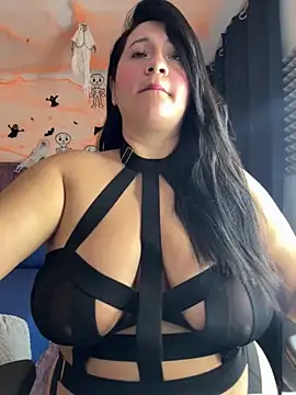 Snapshot of SamaraBlessed chatting on 10/24/25, 09:17 SamaraBlessed online show from 10/24/25, 09:17