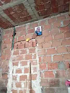 Snapshot of dahian_charlote02 chatting on 12/16/25, 04:01 dahian charlote02 online show from 12/16/25, 04:01