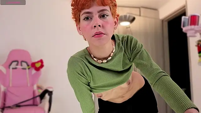 colette e online show from 10/08/25, 01:25