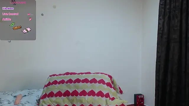 evangeline lover online show from 12/20/25, 02:02