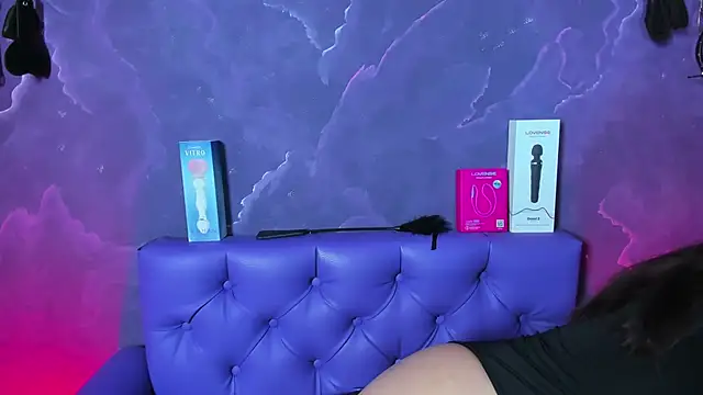 Snapshot of Lili_milk20 chatting on 10/27/25, 07:18 Lili milk20 online show from 10/27/25, 07:18