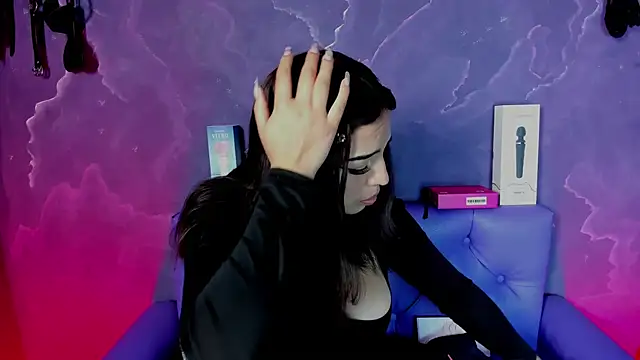 Snapshot of Lili_milk20 chatting on 10/28/25, 07:38 Lili milk20 online show from 10/28/25, 07:38