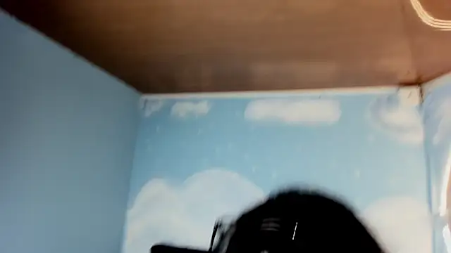 Lili milk20 online show from 04/16/26, 09:39