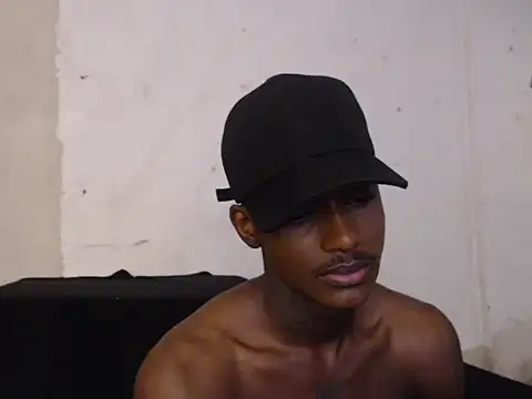 Snapshot of brihansexx chatting on 02/19/26, 08:32 brihansexx online show from 02/19/26, 08:32