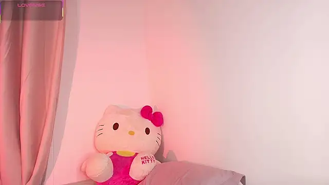 Snapshot of dulceangel__ chatting on 10/03/25, 11:02 dulceangel online show from 10/03/25, 11:02