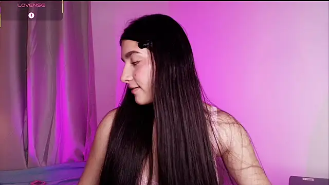 Snapshot of dulceangel__ chatting on 11/10/25, 05:28 dulceangel online show from 11/10/25, 05:28