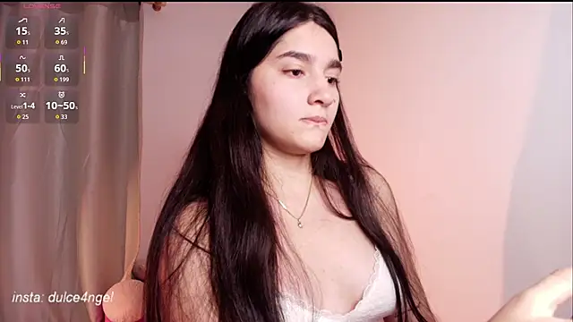 Snapshot of dulceangel__ chatting on 11/21/25, 04:22 dulceangel online show from 11/21/25, 04:22