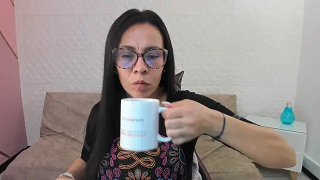 Eva mermaid online show from 10/27/25, 02:21