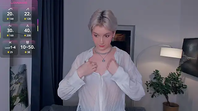 OdelynaAsp online show from 11/02/25, 12:18