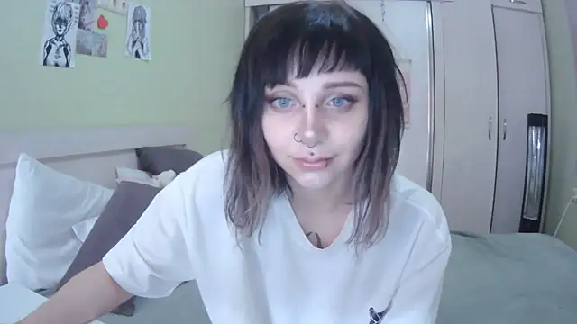SineKiraReal online show from 09/25/25, 10:41