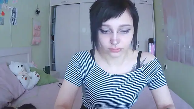 SineKiraReal online show from 10/16/25, 10:38