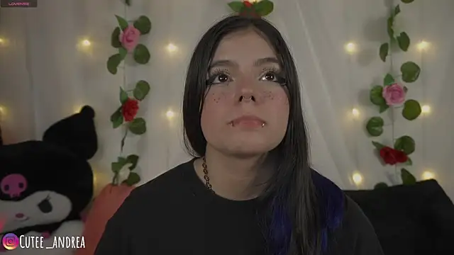 cutee andrea online show from 07/15/26, 02:06