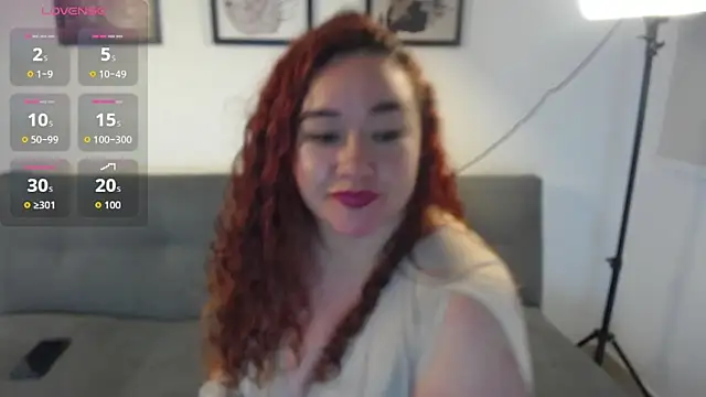 Snapshot of Paris_boobsbbw chatting on 10/11/25, 09:35 Paris boobsbbw online show from 10/11/25, 09:35