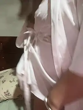 sisi-maiden online show from 04/23/26, 01:13