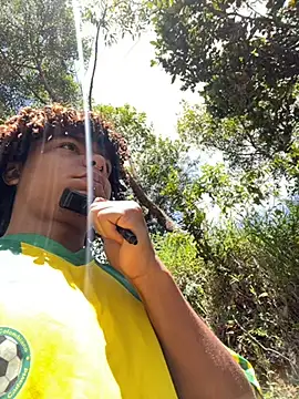 Snapshot of Alexis_Spicter chatting on 09/15/25, 06:08 Alexis Spicter online show from 09/15/25, 06:08