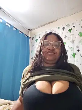 Avannay online show from 03/08/26, 01:36