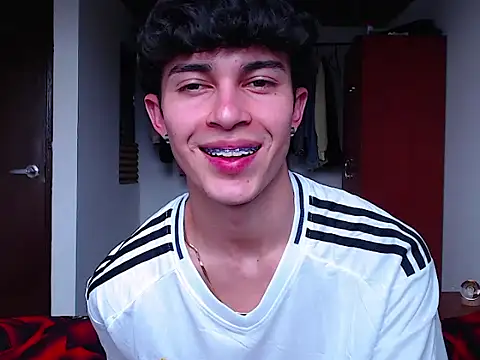 john vichenso online show from 09/16/25, 07:15