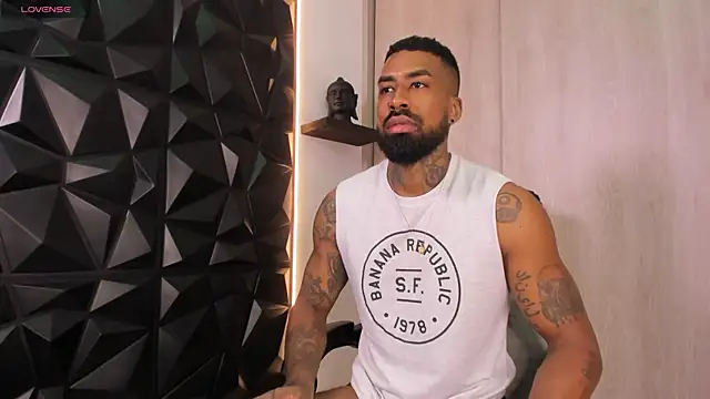 OstinDaniels online show from 11/25/25, 08:53