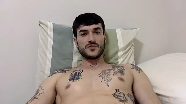 Snapshot of Fubinha chatting on 09/11/25, 01:49 Fubinha online show from 09/11/25, 01:49