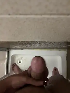 Snapshot of Erenn9972 chatting on 09/30/25, 06:13 Erenn9972 online show from 09/30/25, 06:13