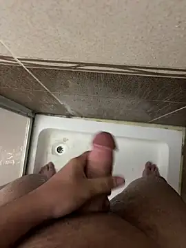 Snapshot of Erenn9972 chatting on 10/01/25, 06:14 Erenn9972 online show from 10/01/25, 06:14