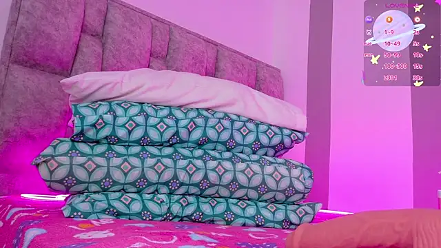 Alhara Luna online show from 04/22/26, 03:09