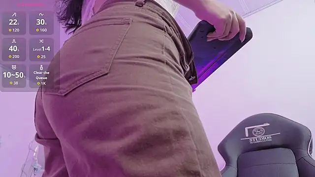 ZURY TAY online show from 03/12/26, 11:49