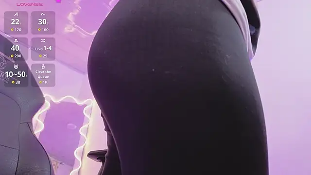 ZURY TAY online show from 04/20/26, 11:57