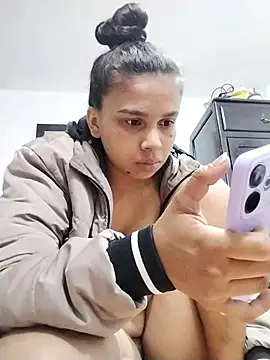 Labebe27 online show from 10/15/25, 09:09